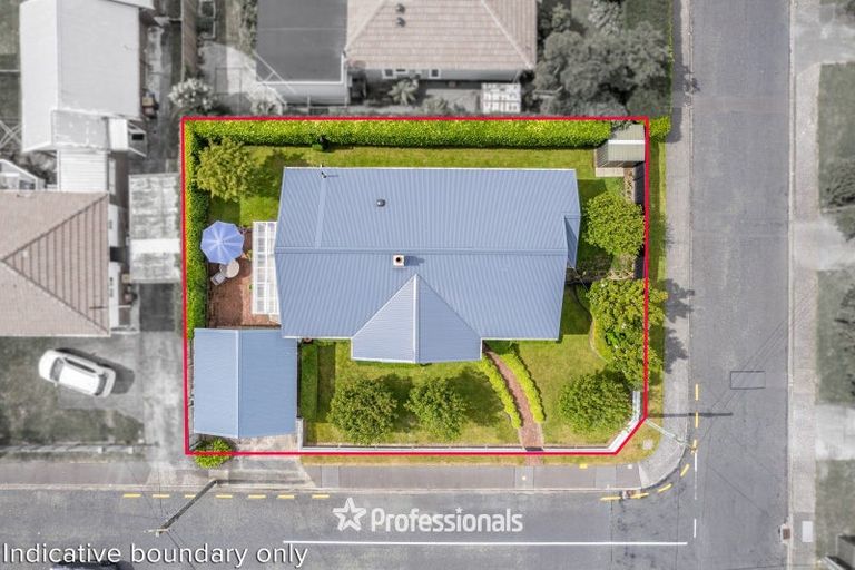 Photo of property in 2 Ropata Crescent, Boulcott, Lower Hutt, 5010