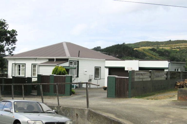 Photo of property in 39 Rhine Street, Island Bay, Wellington, 6023