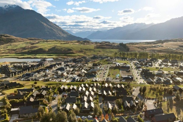 Photo of property in 1 Parera Lane, Jacks Point, Queenstown, 9371