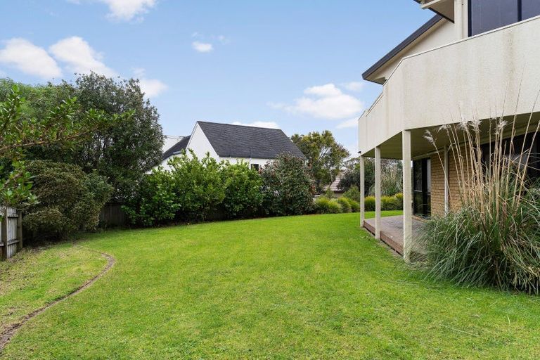 Photo of property in 8 Chiania Place, Somerville, Auckland, 2014