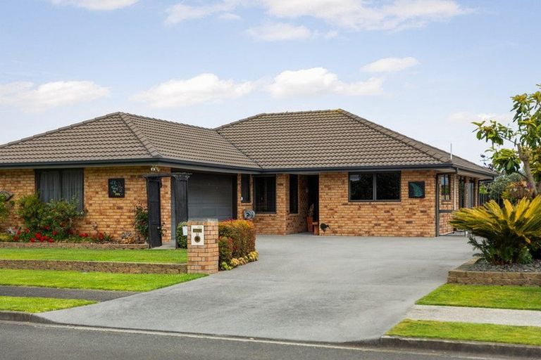 Photo of property in 10 Merrimana Drive, Thames, 3500