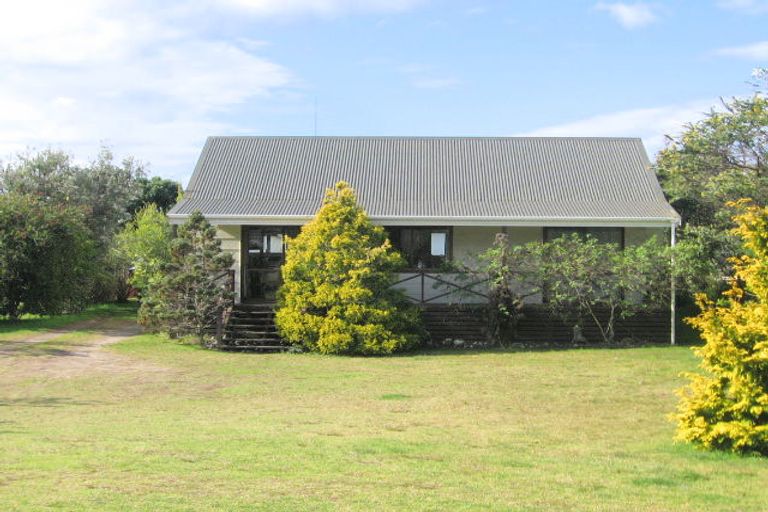 Photo of property in 104 Sylvia Road, Whangamata, 3620