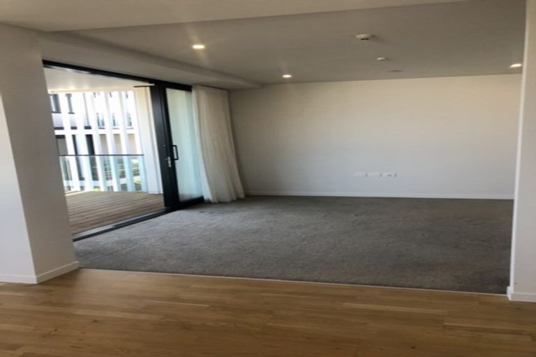 Photo of property in 105/8a Lake Pupuke Drive, Takapuna, Auckland, 0622