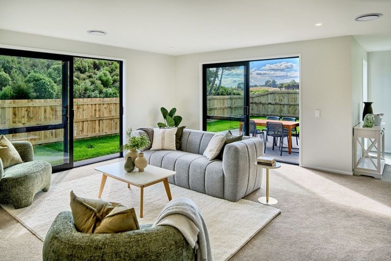 Photo of property in 100 Waipunahau Road, Waikanae, 5036