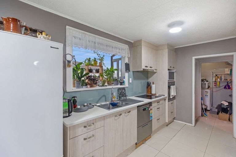 Photo of property in 48 Ferguson Street, Mangere East, Auckland, 2024