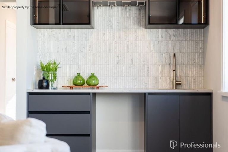 Photo of property in 13 Arawaru Avenue, Wainui, 0992