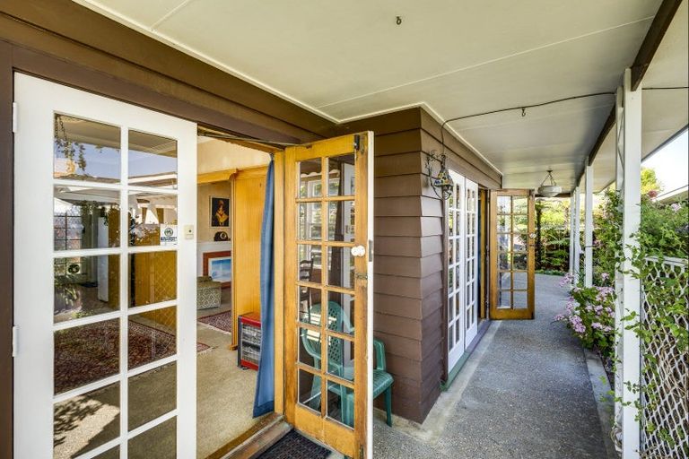 Photo of property in 10 Mckenzie Avenue, Marewa, Napier, 4110