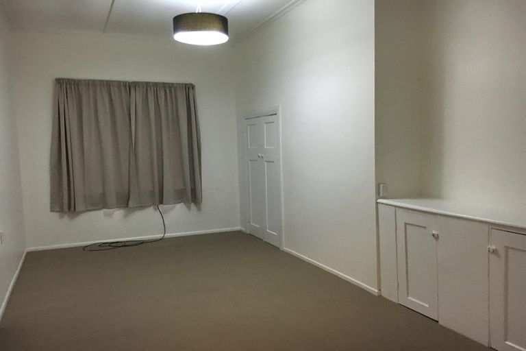 Photo of property in 9 Te Aroha Street, Hamilton East, Hamilton, 3216