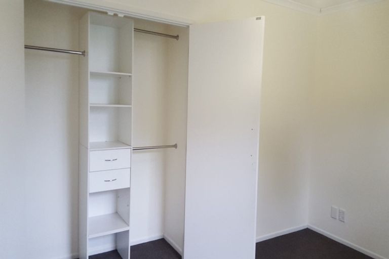 Photo of property in 144 Waimumu Road, Massey, Auckland, 0614