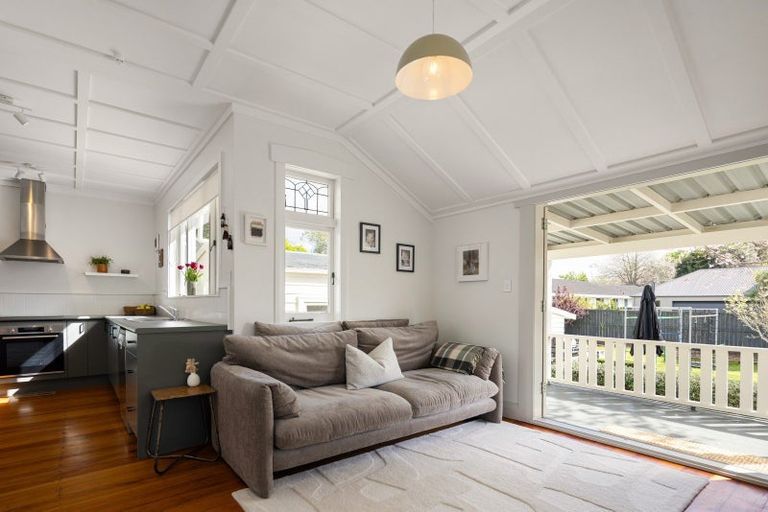 Photo of property in 6 Grosvenor Street, Cambridge, 3434