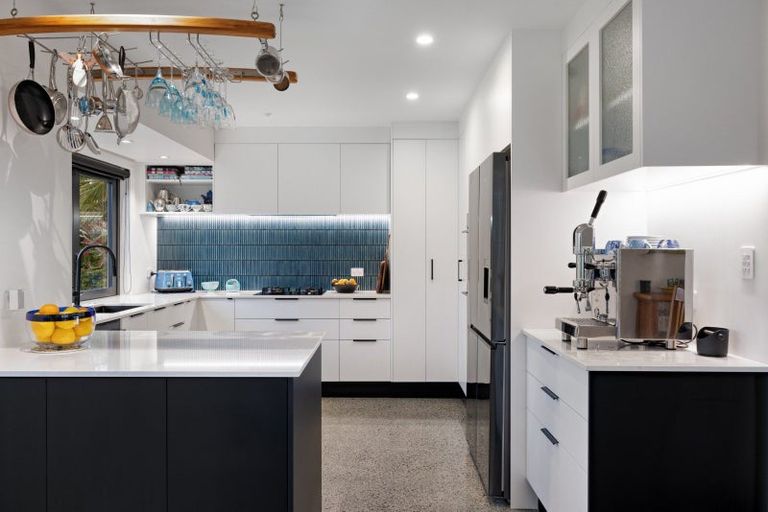 Photo of property in 41b May Street, Mount Maunganui, 3116