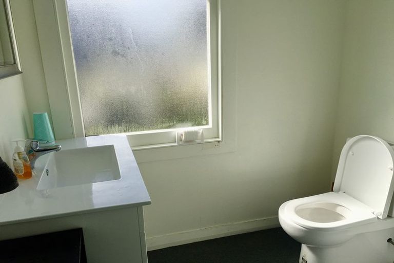 Photo of property in 92 Forth Street, North Dunedin, Dunedin, 9016