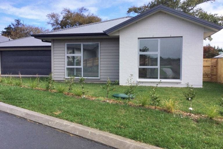 Photo of property in 30 Fairwater Road, Warkworth, 0910