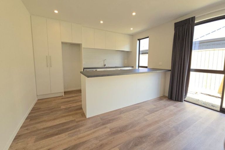 Photo of property in 60 Perendale Road, Jacks Point, 9371