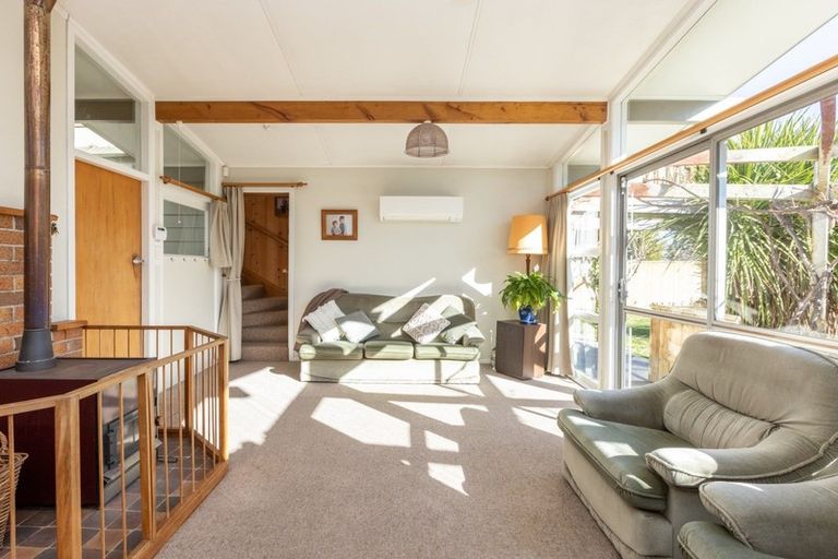 Photo of property in 10 Mangarau Crescent, Havelock North, 4130