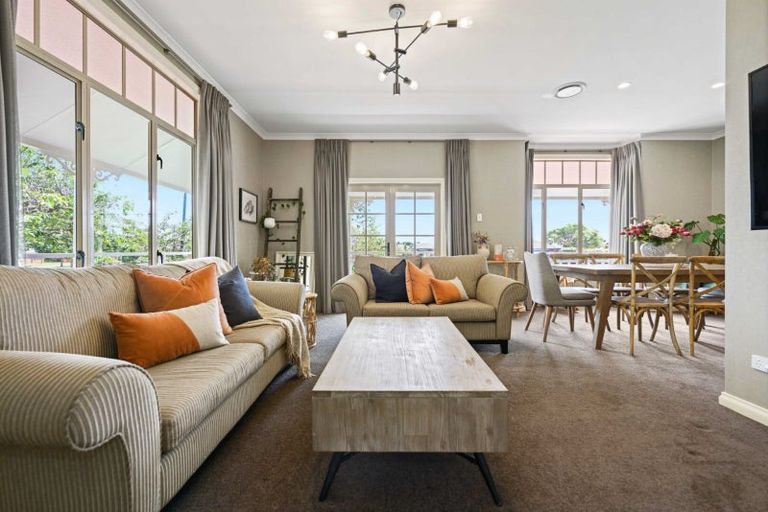 Photo of property in 1 Windermere Rise, Rototuna, Hamilton, 3210