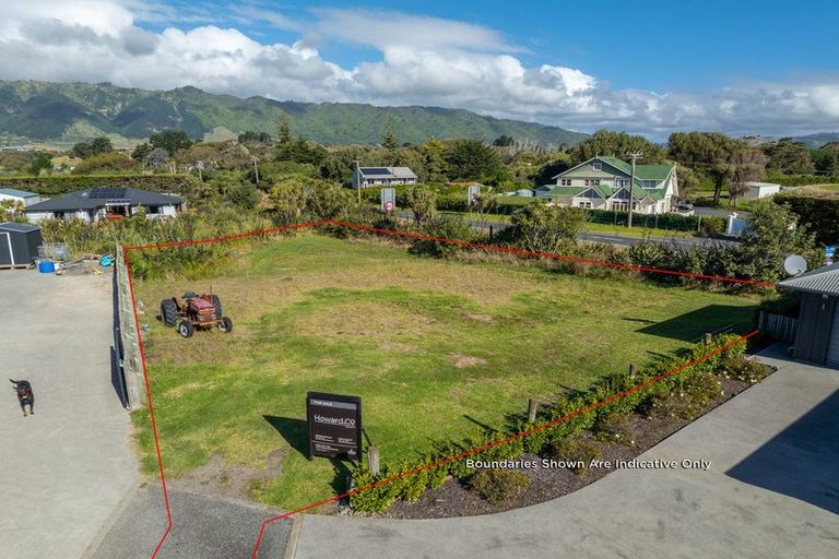 Photo of property in 39 Paetawa Road, Peka Peka, Waikanae, 5391