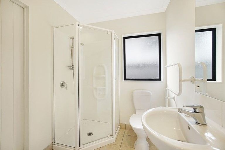 Photo of property in 20 Speyside Crescent, Flat Bush, Auckland, 2016