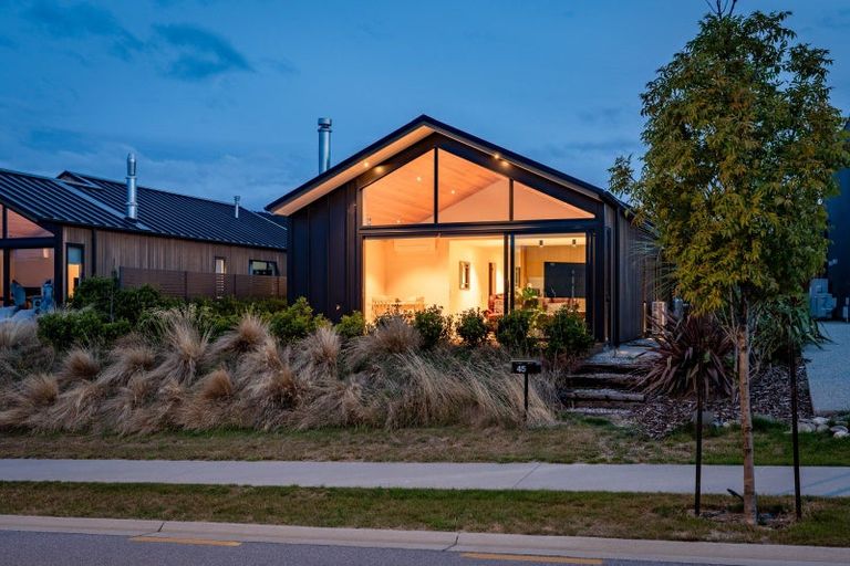 Photo of property in 49a Northburn Road, Wanaka, 9305