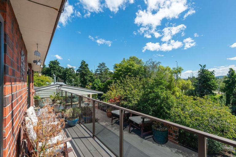 Photo of property in 74 Kinmont Crescent, Kinmont Park, Mosgiel, 9024