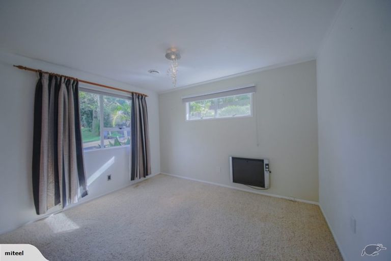 Photo of property in 19a Sunburst Lane, Torbay, Auckland, 0630