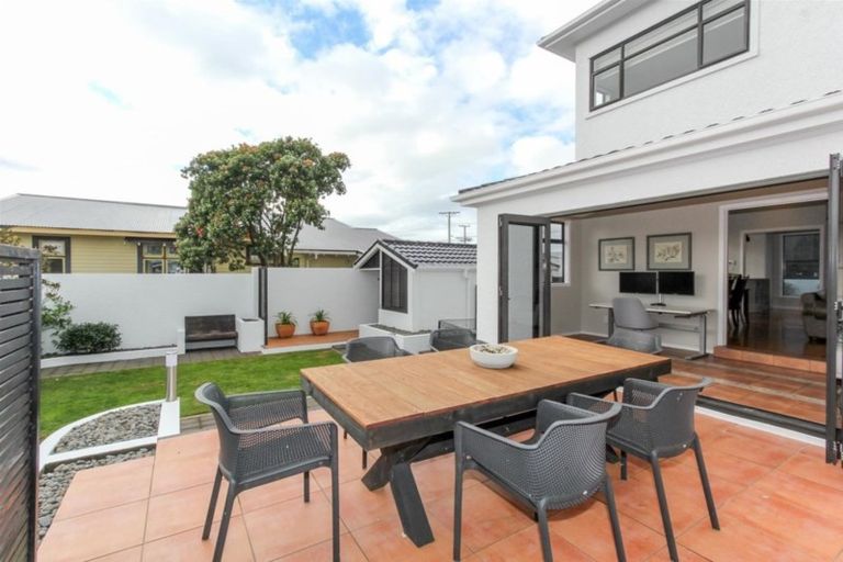 Photo of property in 1 Barriball Street, Fitzroy, New Plymouth, 4312