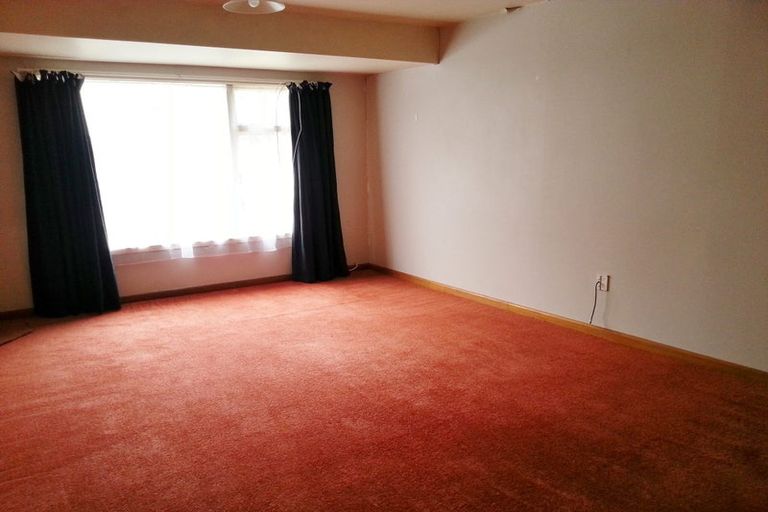 Photo of property in 2/33 Champion Street, Edgeware, Christchurch, 8013