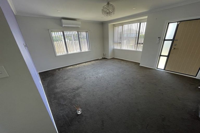 Photo of property in 10 Viola Avenue, Mangere East, Auckland, 2024