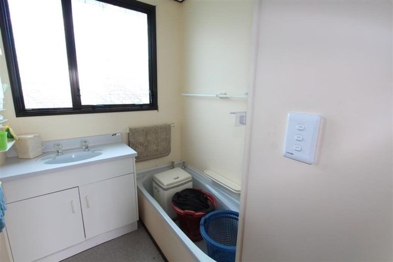 Photo of property in 34 Garland Drive, St Andrews, Hamilton, 3200