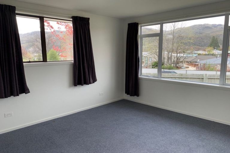 Photo of property in 43 Monaghan Street, Cromwell, 9310