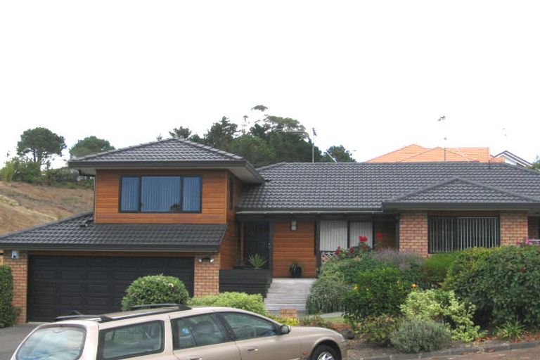 Photo of property in 64 Crestview Place, Browns Bay, Auckland, 0630