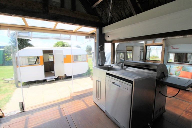 Photo of property in 154 Harbour Drive, Matarangi, Whitianga, 3592