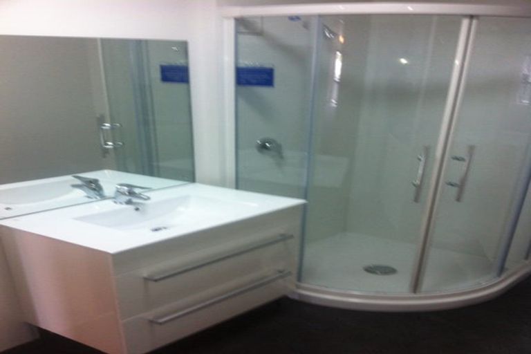 Photo of property in 8 Torrens Terrace, Mount Cook, Wellington, 6011