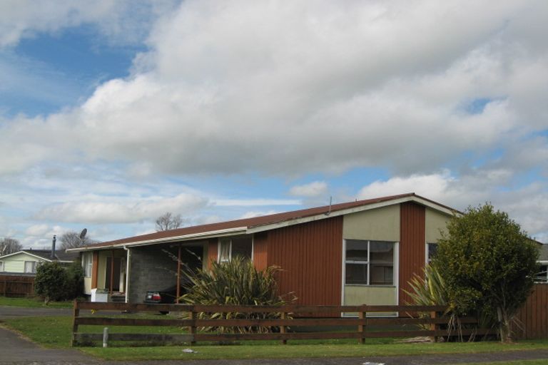 Photo of property in 130 Portia Street, Stratford, 4332