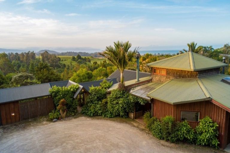 Photo of property in 142 Rocklands Road, Clifton, Takaka, 7183