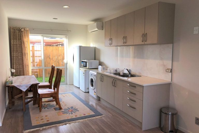 Photo of property in 1 Castlederg Drive, Flat Bush, Auckland, 2019