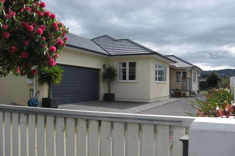 Photo of property in 18 Freyberg Street, Waterloo, Lower Hutt, 5011