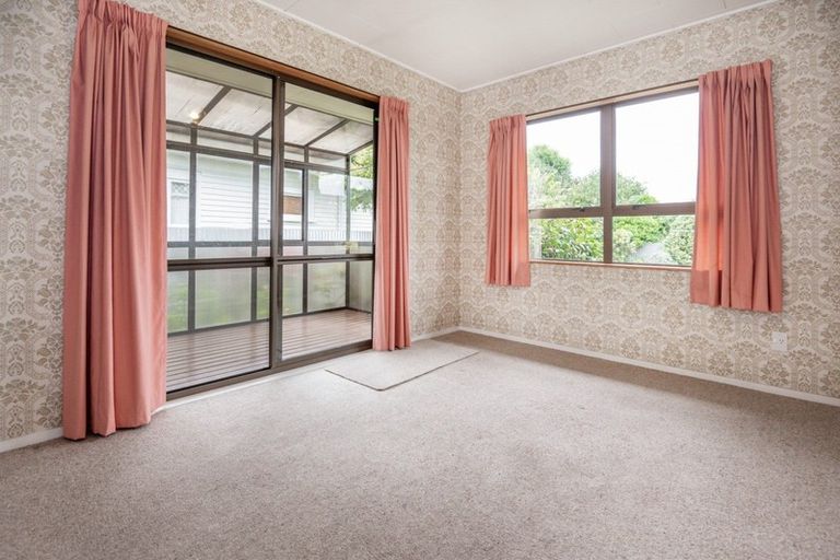 Photo of property in 2/1304 Southland Road, Raureka, Hastings, 4120