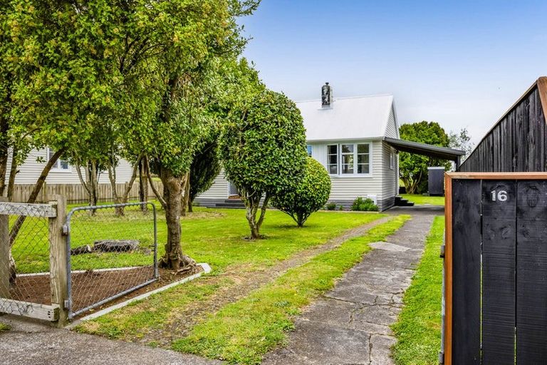 Photo of property in 16 Egmont Street, Kaponga, Hawera, 4679