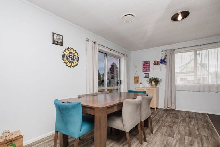 Photo of property in 2a Mathew Street, Dannevirke, 4930