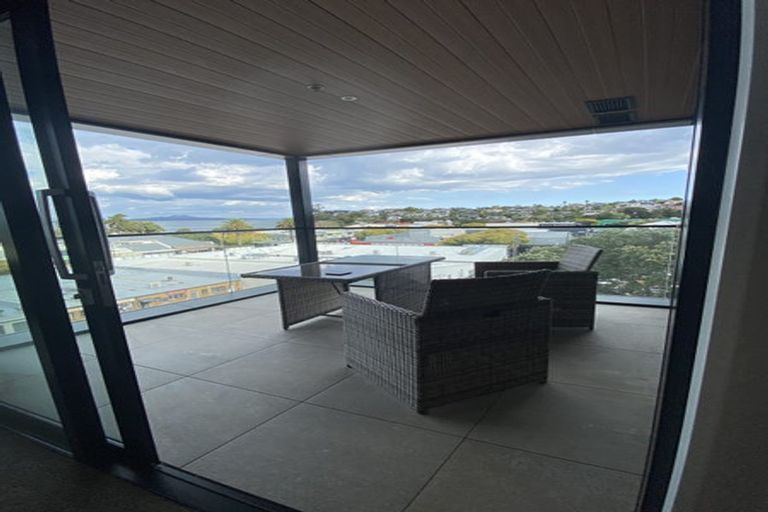 Photo of property in The Victor, 311/4 Bute Road, Browns Bay, Auckland, 0630