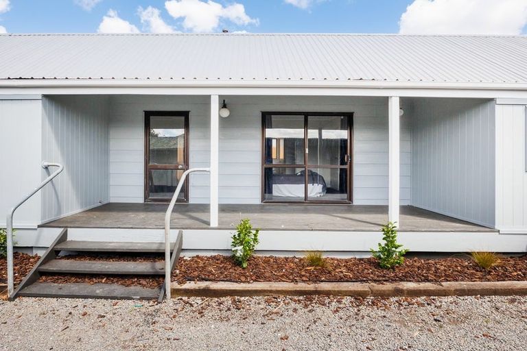 Photo of property in 4 Ngarimu Street, Roslyn, Palmerston North, 4414