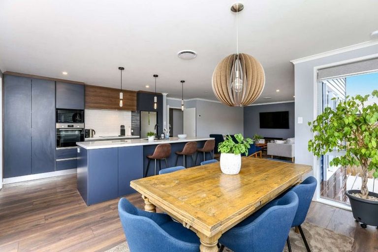 Photo of property in 39 Smith Street, Lepperton, New Plymouth, 4373