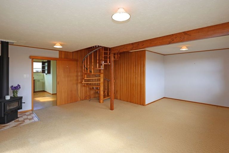 Photo of property in 17 Burnett Street, Kakanui, Oamaru, 9495