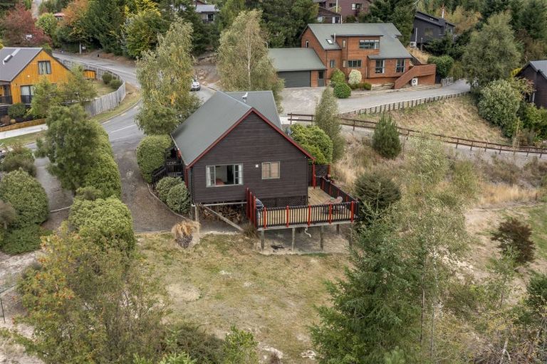 Photo of property in 85 Chalet Crescent, Hanmer Springs, 7334