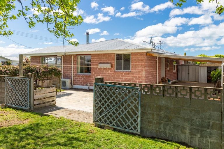 Photo of property in 2a Glover Crescent, Blenheim, 7201