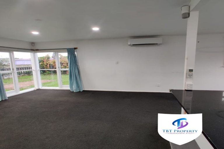Photo of property in 45 Cargill Street, Papakura, 2110