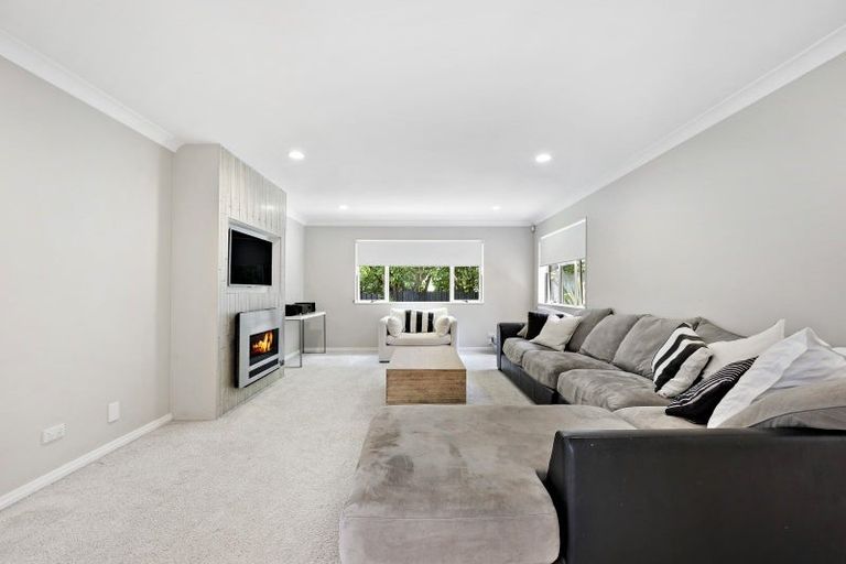 Photo of property in 1/10 Military Road, Boulcott, Lower Hutt, 5010