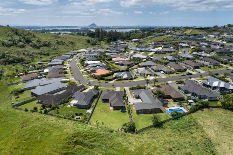 Photo of property in 182 Ballintoy Park Drive, Welcome Bay, Tauranga, 3175