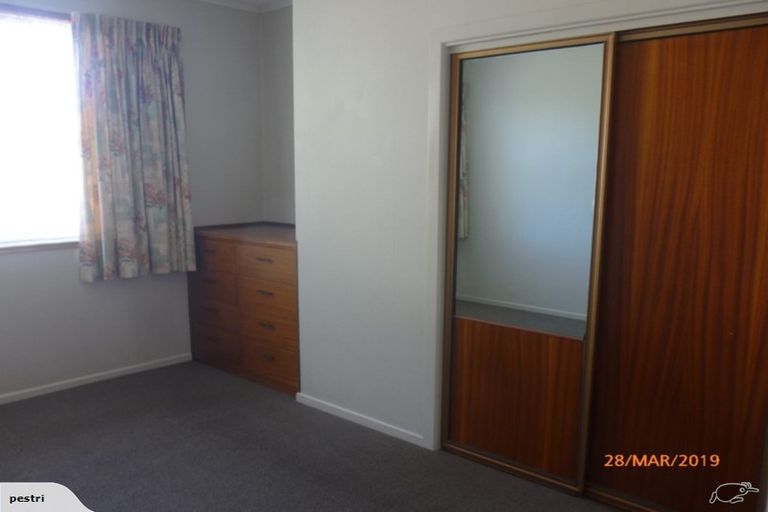 Photo of property in 15 Clawton Street, Westown, New Plymouth, 4310